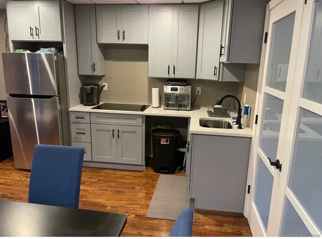 $6,500 | 155 Brooklawn Avenue, Bridgeport, CT 06604