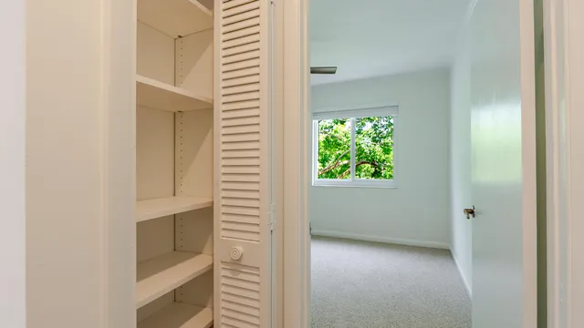 $6,000 | 3069 Northwest 27th Terrace, Boca Raton, FL 33434