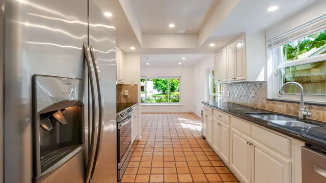 $6,000 | 3069 Northwest 27th Terrace, Boca Raton, FL 33434