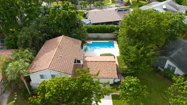 $6,000 | 3069 Northwest 27th Terrace, Boca Raton, FL 33434