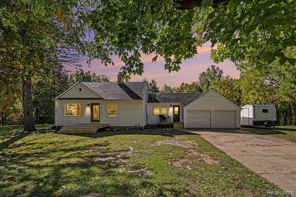 160 Collier Road Auburn Hills, MI 48326 - Photo 1 of 38 Gallery Image 1