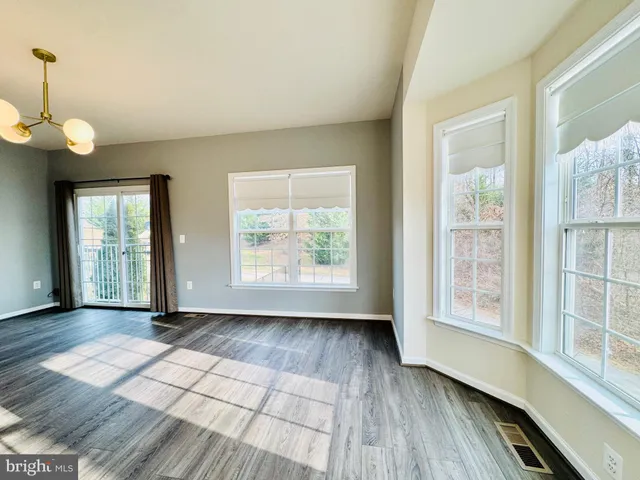 $3,000 | 3353 Broker Lane, Woodbridge, VA 22193