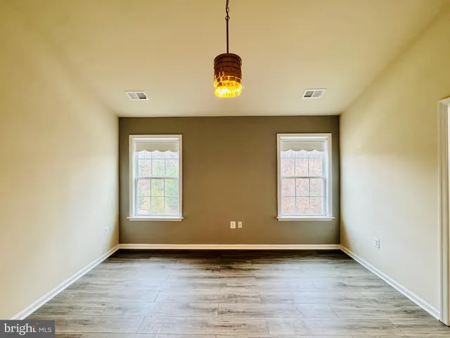 $3,000 | 3353 Broker Lane, Woodbridge, VA 22193