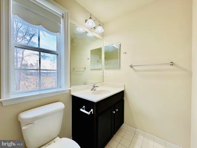 $3,000 | 3353 Broker Lane, Woodbridge, VA 22193