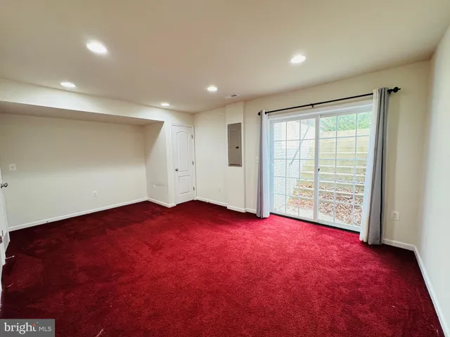 $3,000 | 3353 Broker Lane, Woodbridge, VA 22193