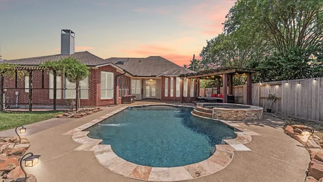 $500,000 | 14731 Ramblebrook Court, Humble, TX 77396