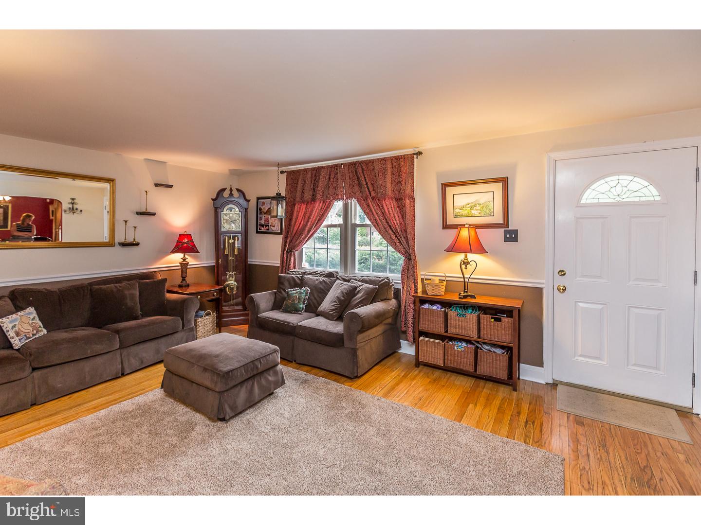 425 Heatherwood Road Havertown, PA 19083 - Photo 3 of 20 Gallery Image 3