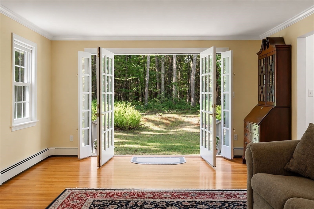 113 Newbridge Road Sudbury, MA 01776 - Photo 8 of 42