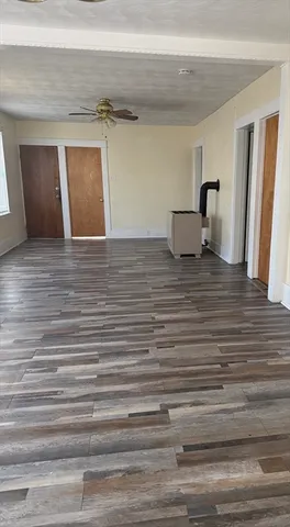 $1,800 | 64 Belleville Road, Unit 1, New Bedford, MA 02745