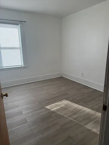 $1,800 | 64 Belleville Road, Unit 1, New Bedford, MA 02745