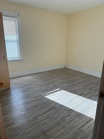 $1,800 | 64 Belleville Road, Unit 1, New Bedford, MA 02745