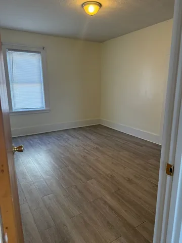 $1,800 | 64 Belleville Road, Unit 1, New Bedford, MA 02745