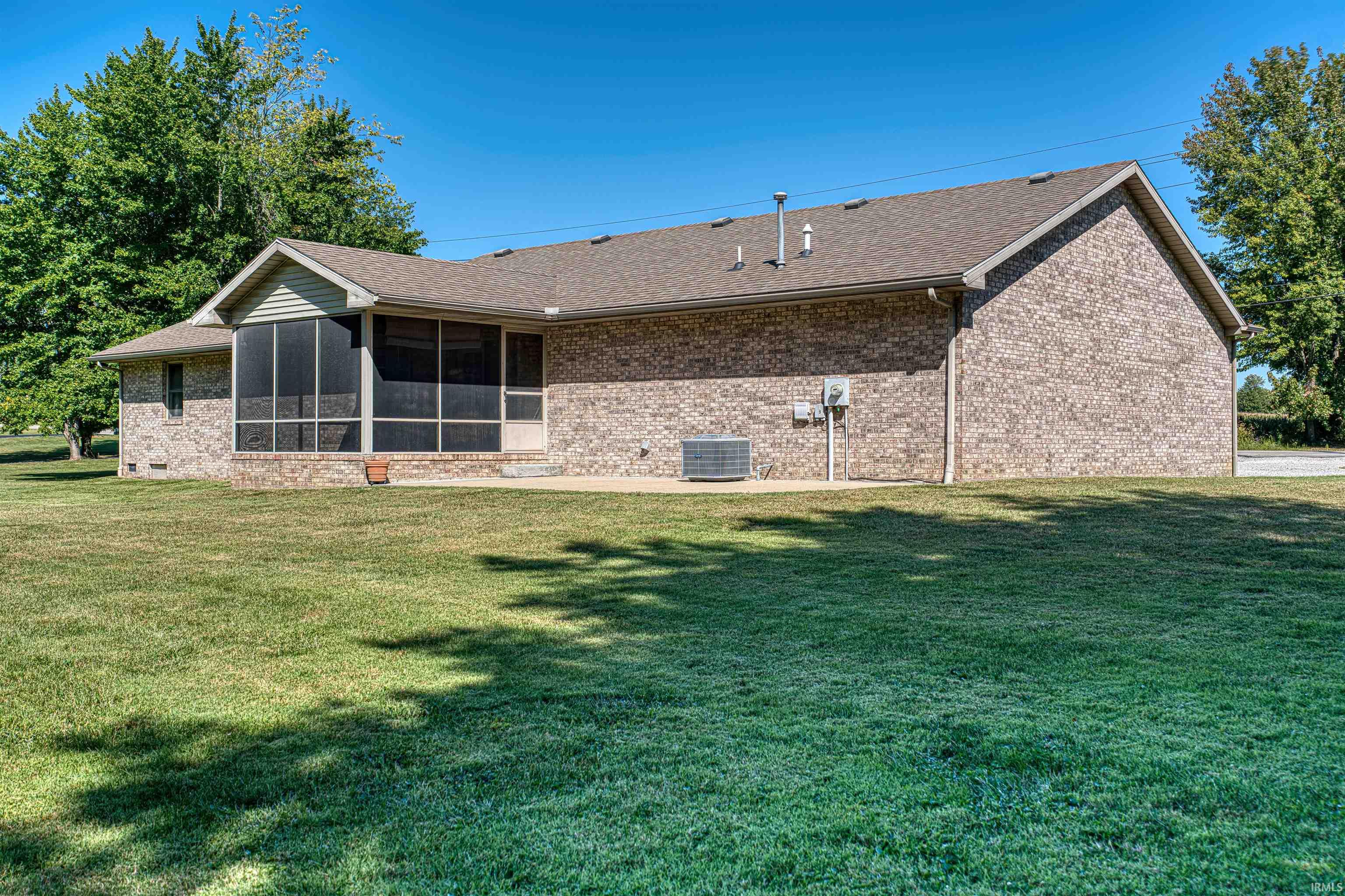 1255 West Maple Grove Road Boonville, IN 47601 - Photo 7 of 32 Gallery Image 7