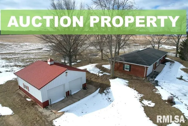 279 Athensville Road, Roodhouse, IL 62082