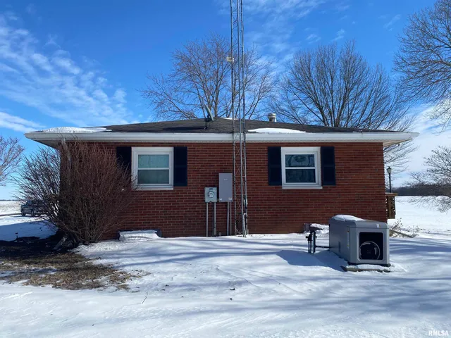 279 Athensville Road, Roodhouse, IL 62082