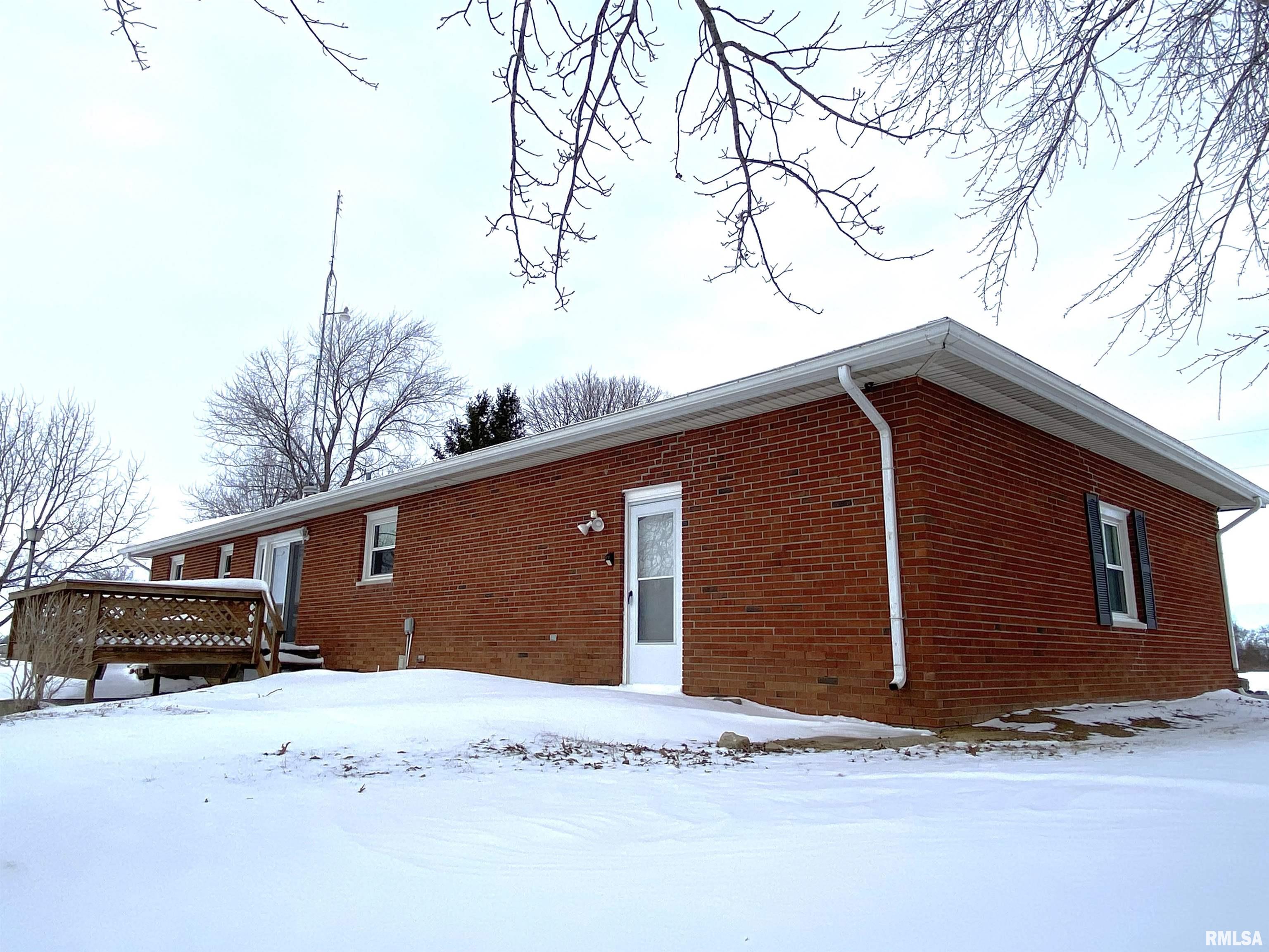 279 Athensville Road Roodhouse, IL 62082 - Photo 17 of 47