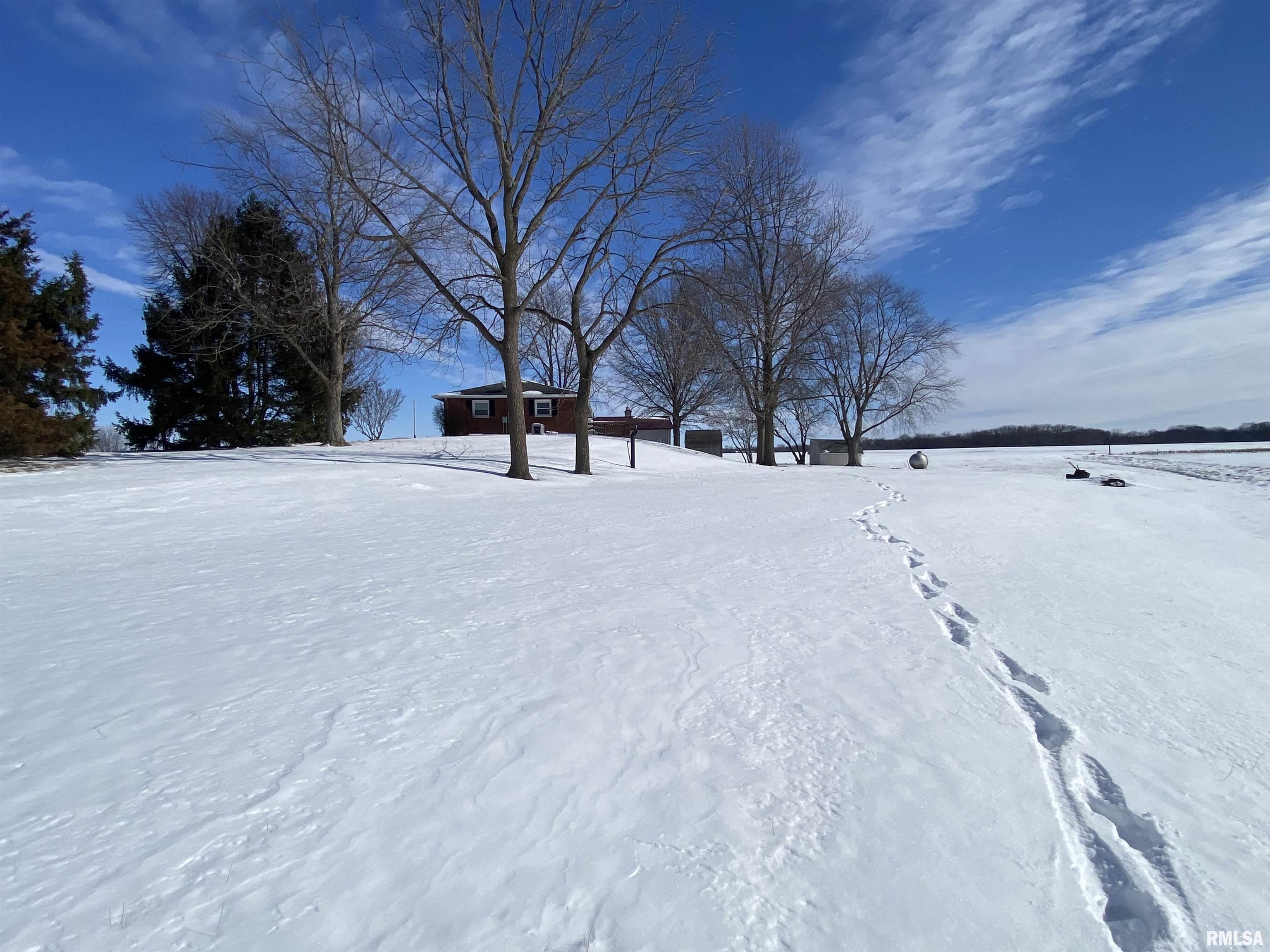 279 Athensville Road Roodhouse, IL 62082 - Photo 18 of 47