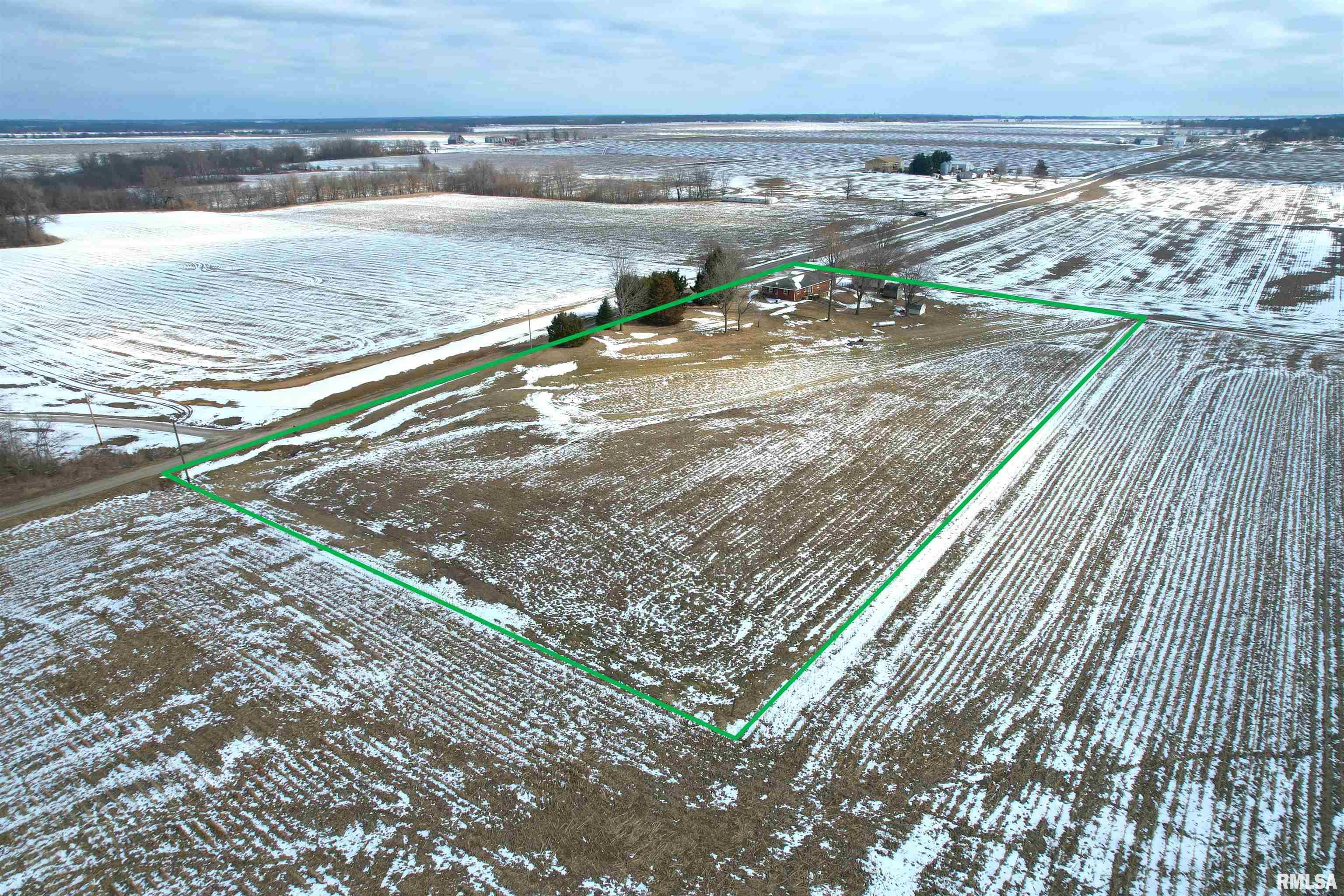 279 Athensville Road Roodhouse, IL 62082 - Photo 4 of 47