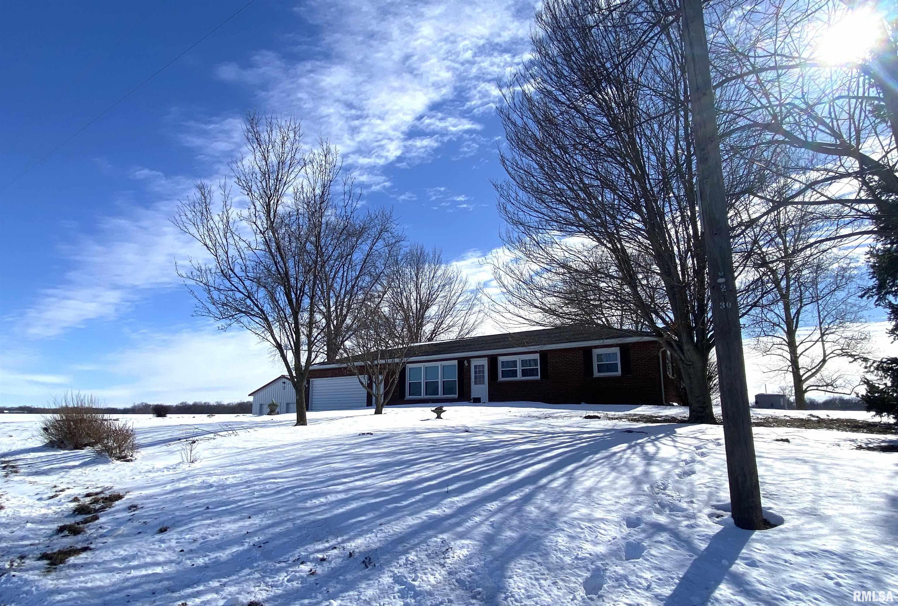 279 Athensville Road Roodhouse, IL 62082 - Photo 10 of 47