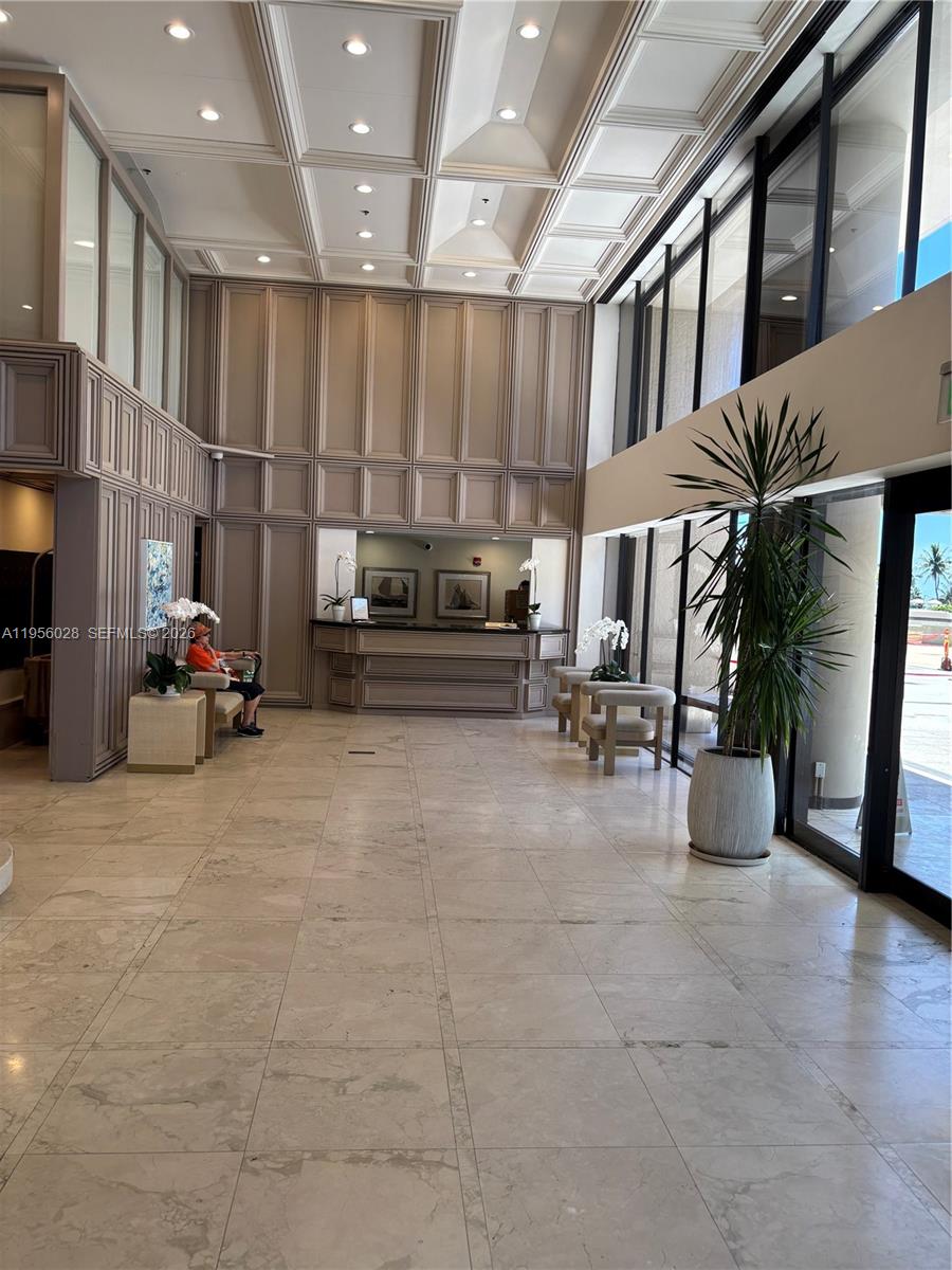 251 Crandon Boulevard, Unit 704 Key Biscayne, FL 33149 - Photo 28 of 32