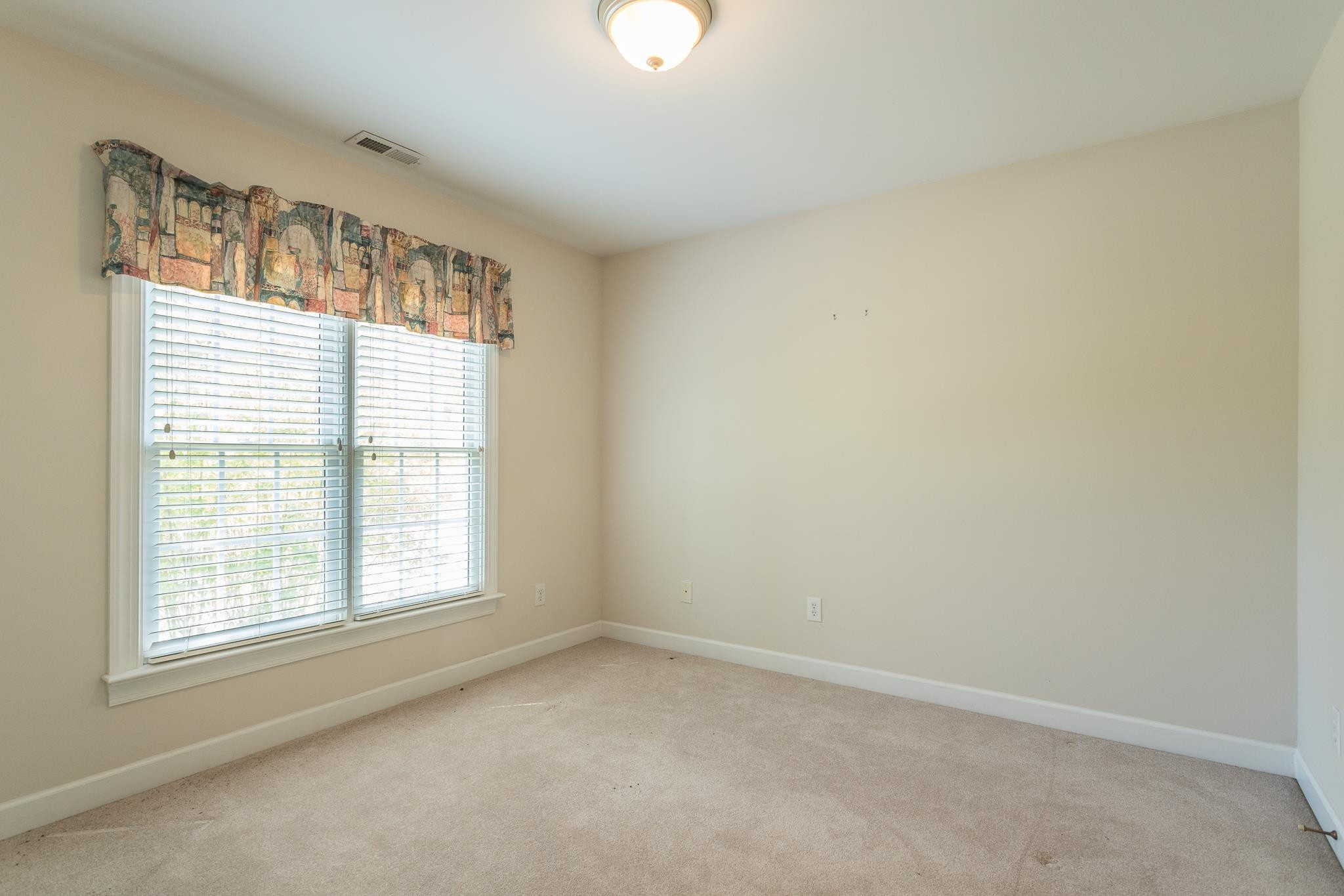6728 Hammersmith Drive Raleigh, NC 27613 - Photo 22 of 30 Photo 24