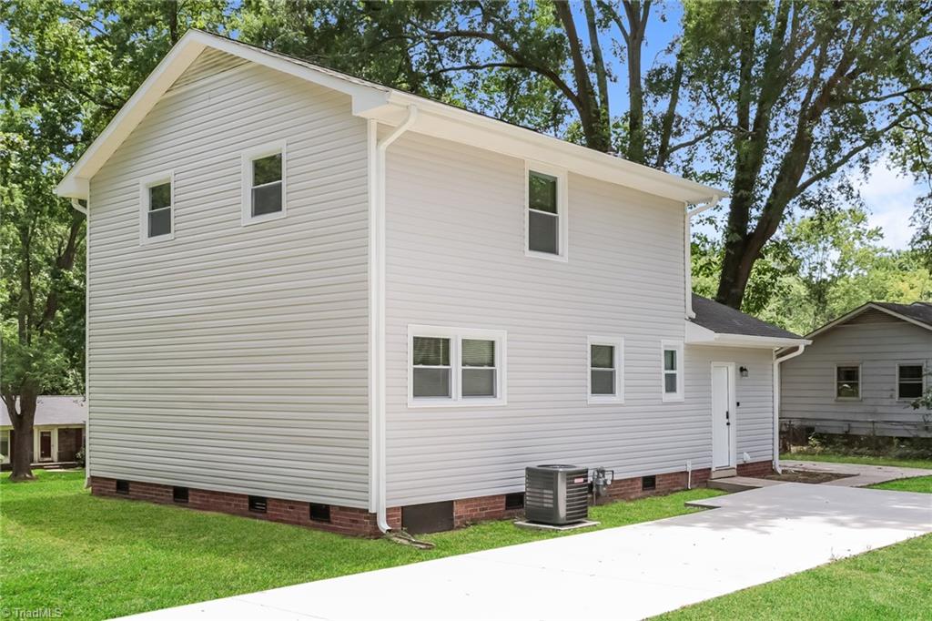 511 Foxcroft Drive, Unit 511 Winston-Salem, NC 27103 - Photo 14 of 17