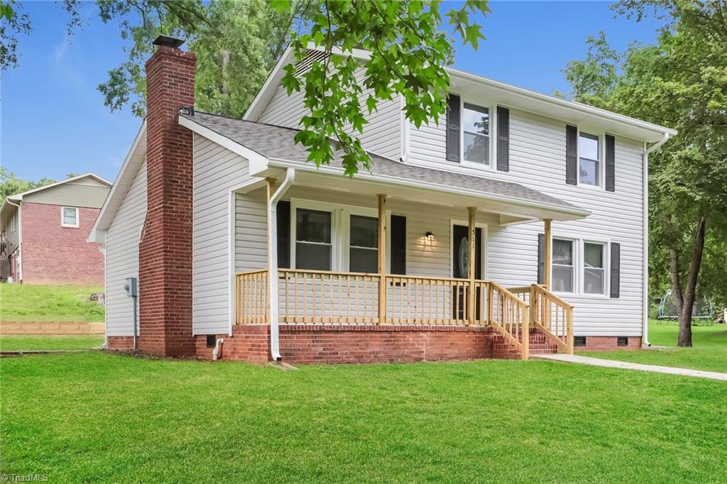 511 Foxcroft Drive, Unit 511 Winston-Salem, NC 27103 - Photo 2 of 17