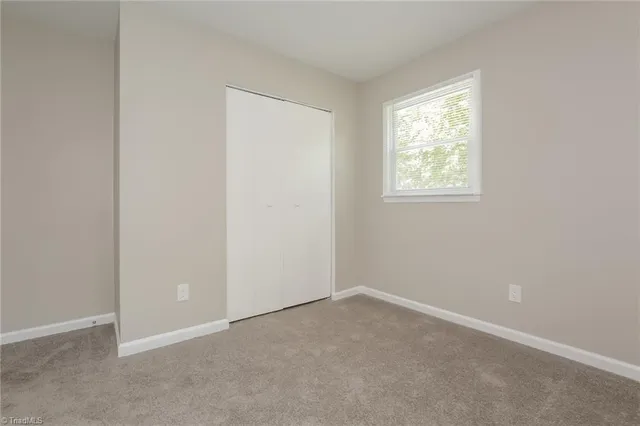 $1,660 | 511 Foxcroft Drive, Unit 511, Winston-Salem, NC 27103