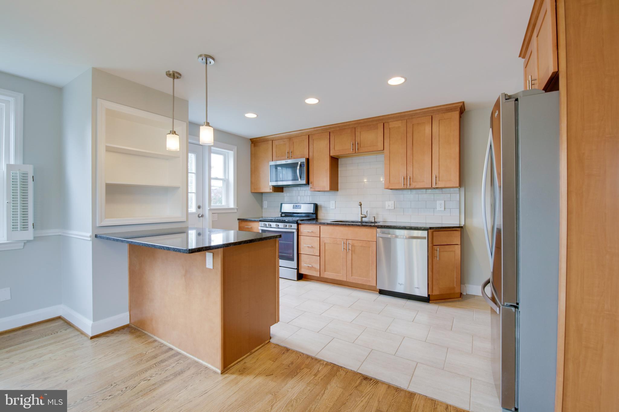 8435 Pleasant Plains Road Towson, MD 21286 - Photo 17 of 32