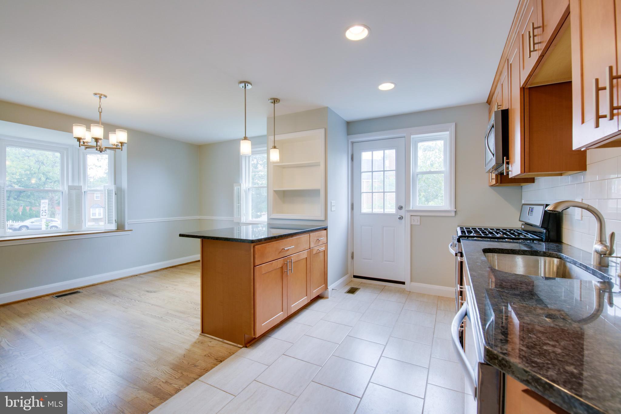 8435 Pleasant Plains Road Towson, MD 21286 - Photo 19 of 32