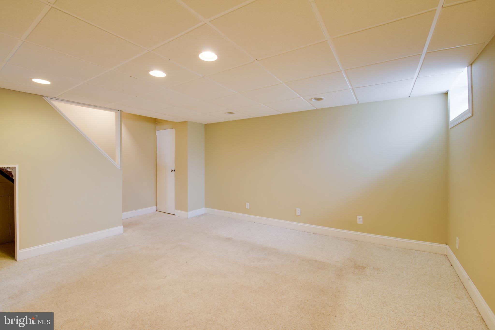 8435 Pleasant Plains Road Towson, MD 21286 - Photo 30 of 32