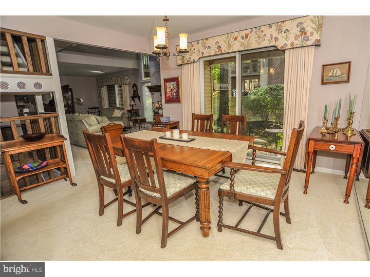1372 Bartlett Road Wayne, PA 19087 - Photo 9 of 25 Dining Room