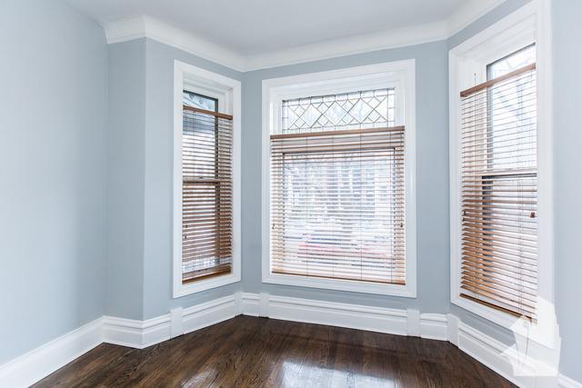 Undisclosed Address Chicago, IL 60614 - Photo 7 of 18 a view of a room that has a window in it