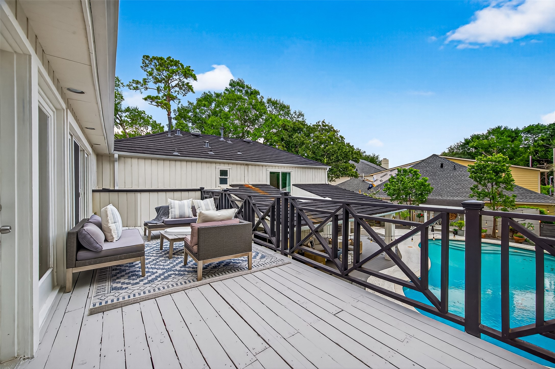 415 Ramblewood Road Houston, TX 77079 - Photo 33 of 49 Deck off the game room.