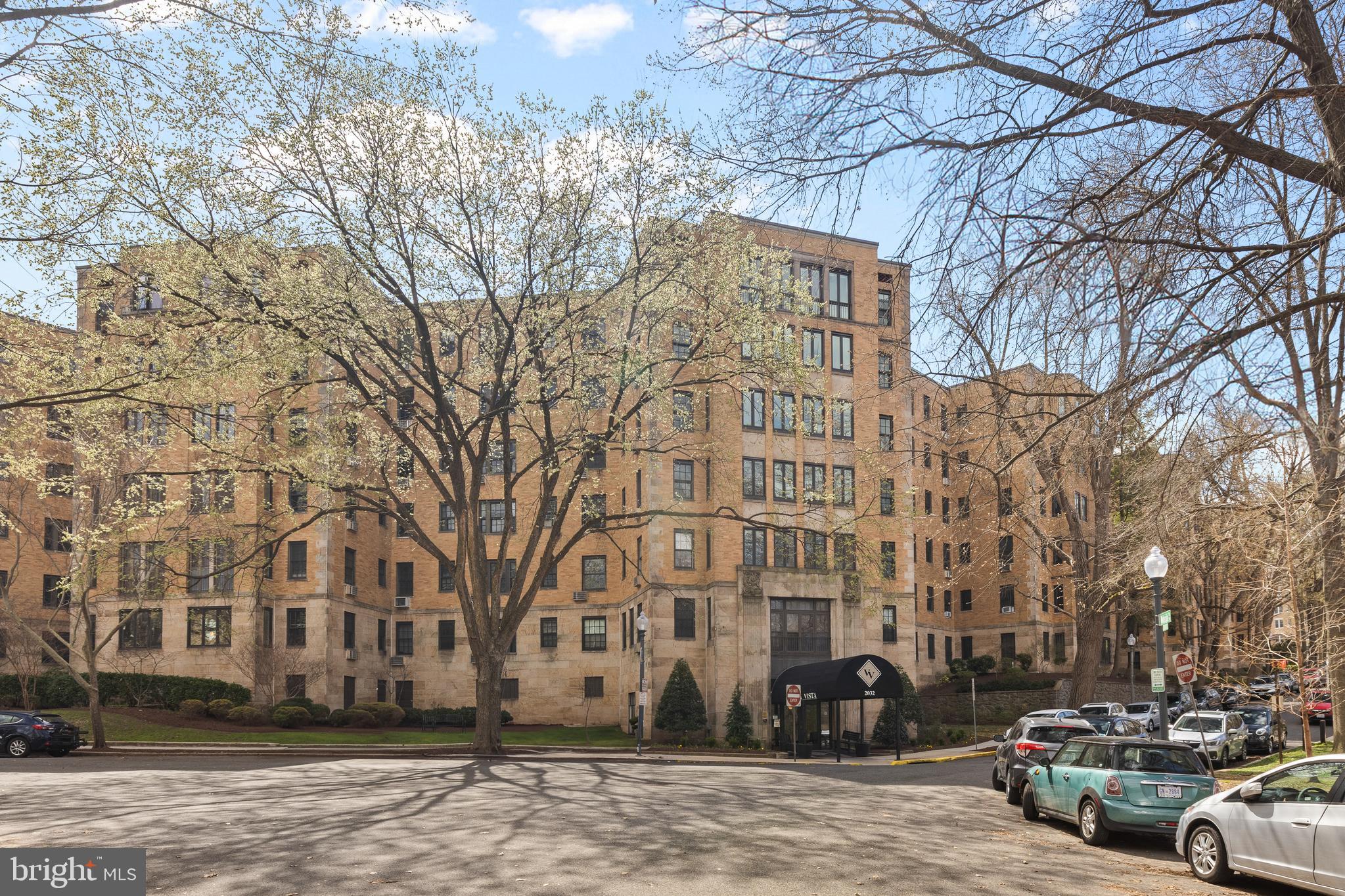2032 Belmont Road Northwest, Unit 204 Washington, DC 20009 - Photo 1 of 25