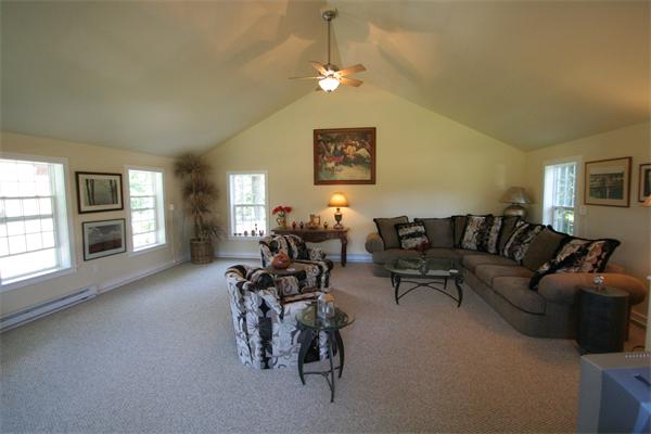 100 Bay Road Hadley, MA 01035 - Photo 26 of 29 Gallery Image 26