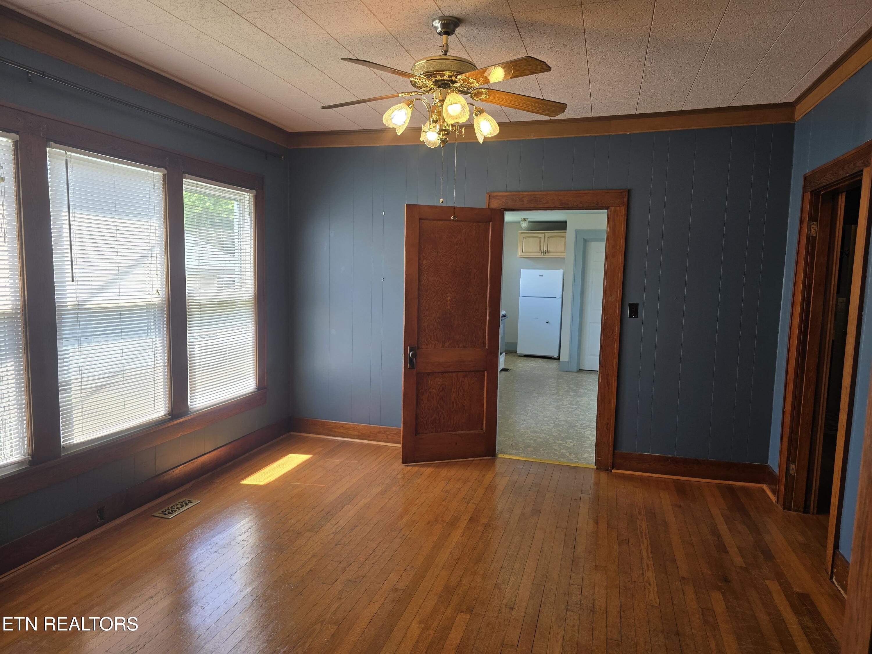 509 High Street Sevierville, TN 37862 - Photo 17 of 46 dining or office room