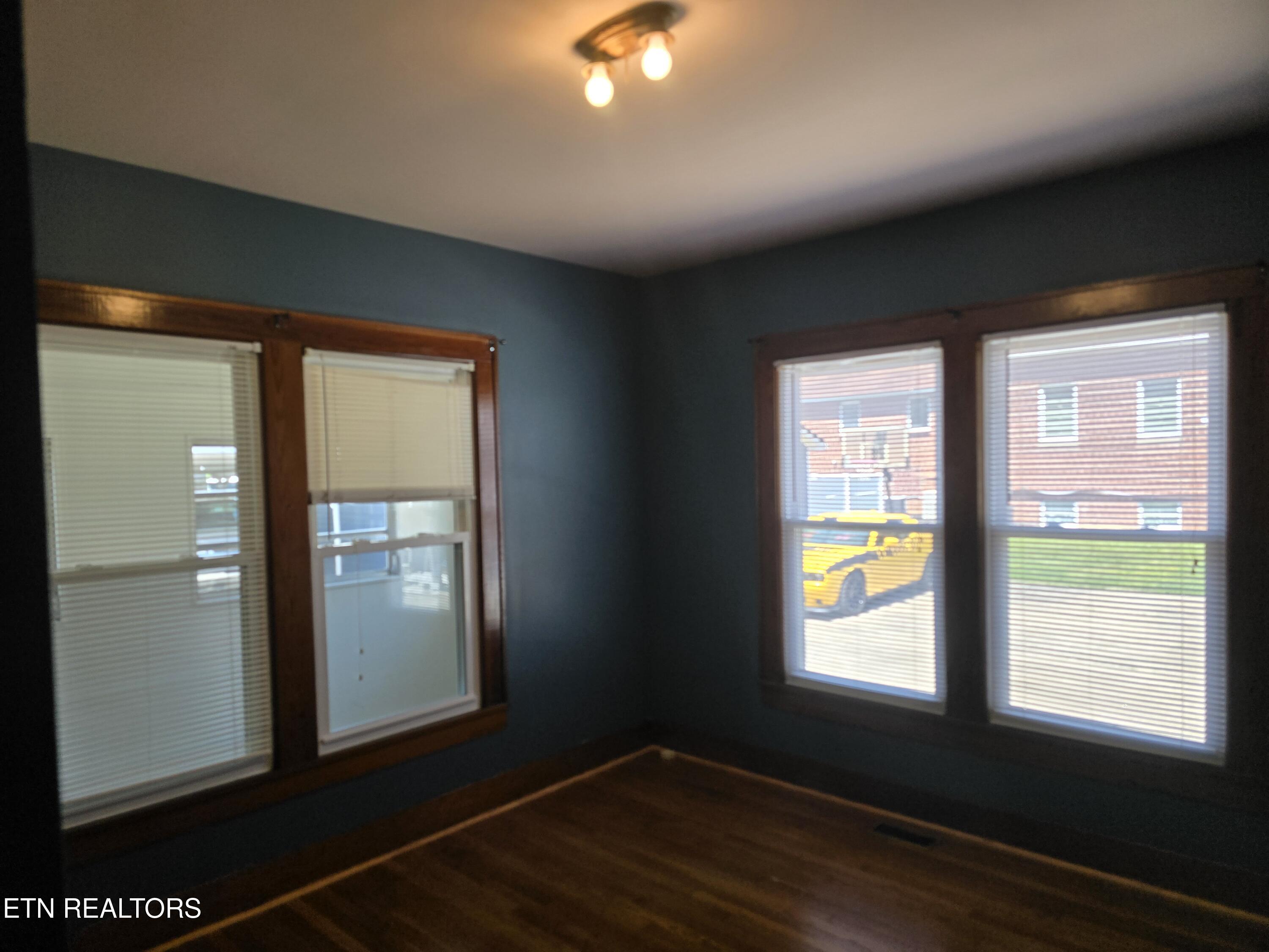 509 High Street Sevierville, TN 37862 - Photo 26 of 46 room #3