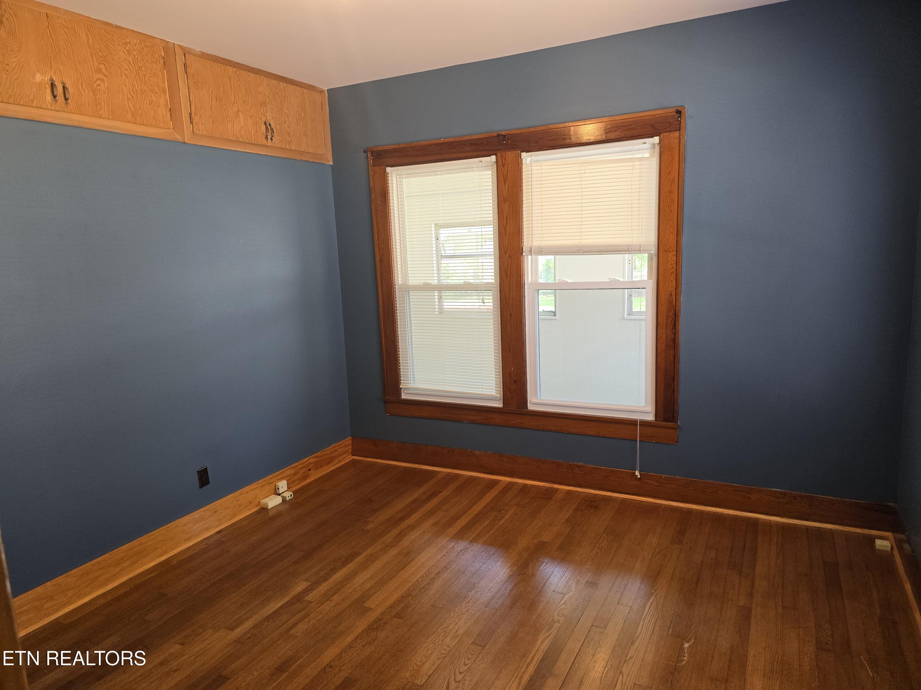 509 High Street Sevierville, TN 37862 - Photo 27 of 46 room #3