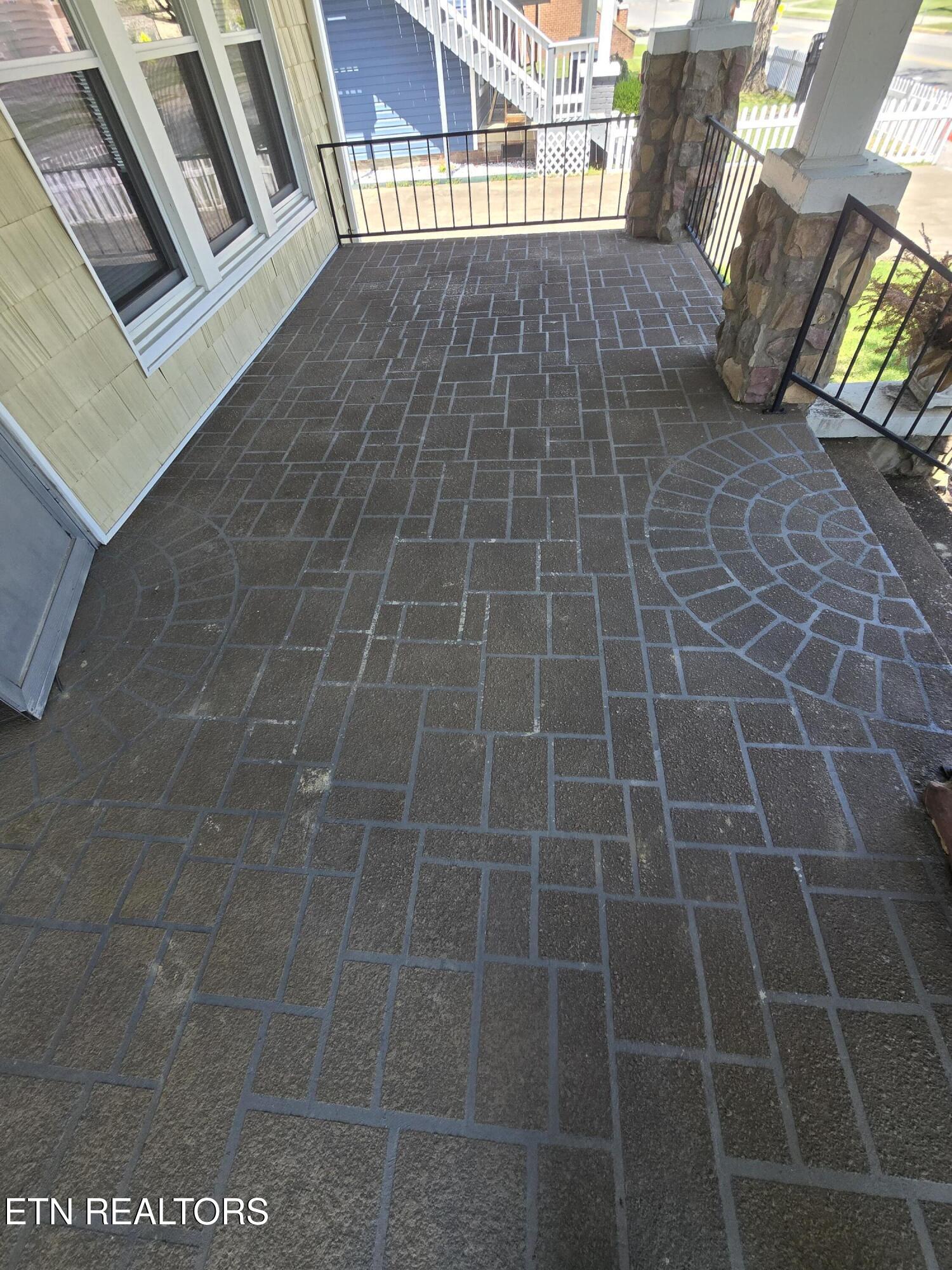 509 High Street Sevierville, TN 37862 - Photo 3 of 46 nice decorative stones on porch