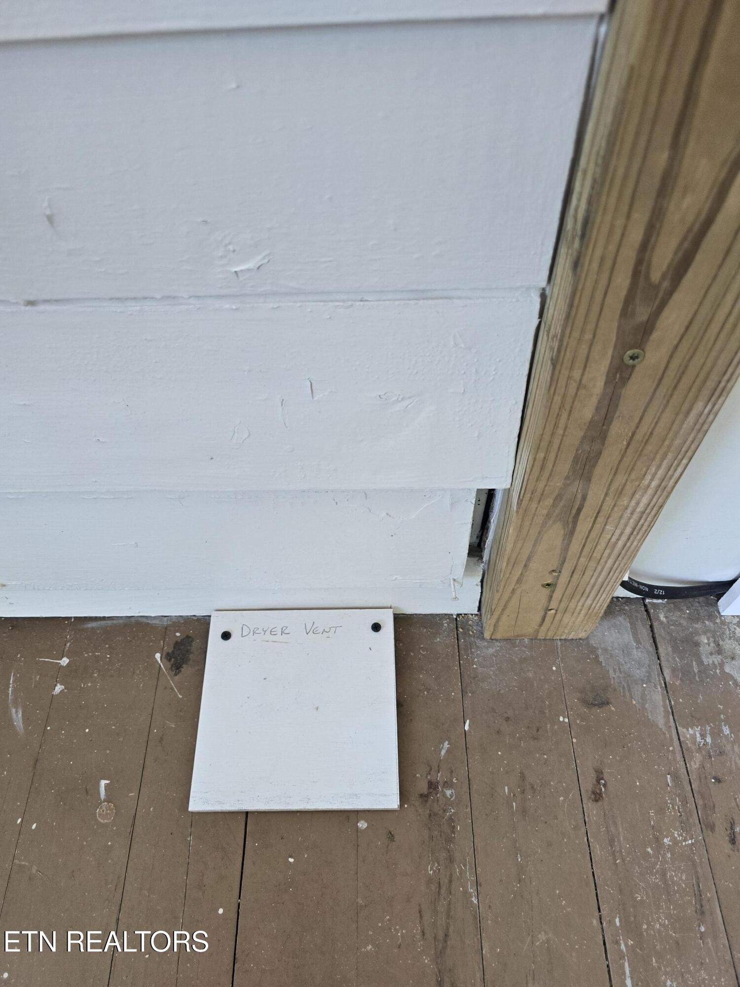 509 High Street Sevierville, TN 37862 - Photo 39 of 46 dryer vent