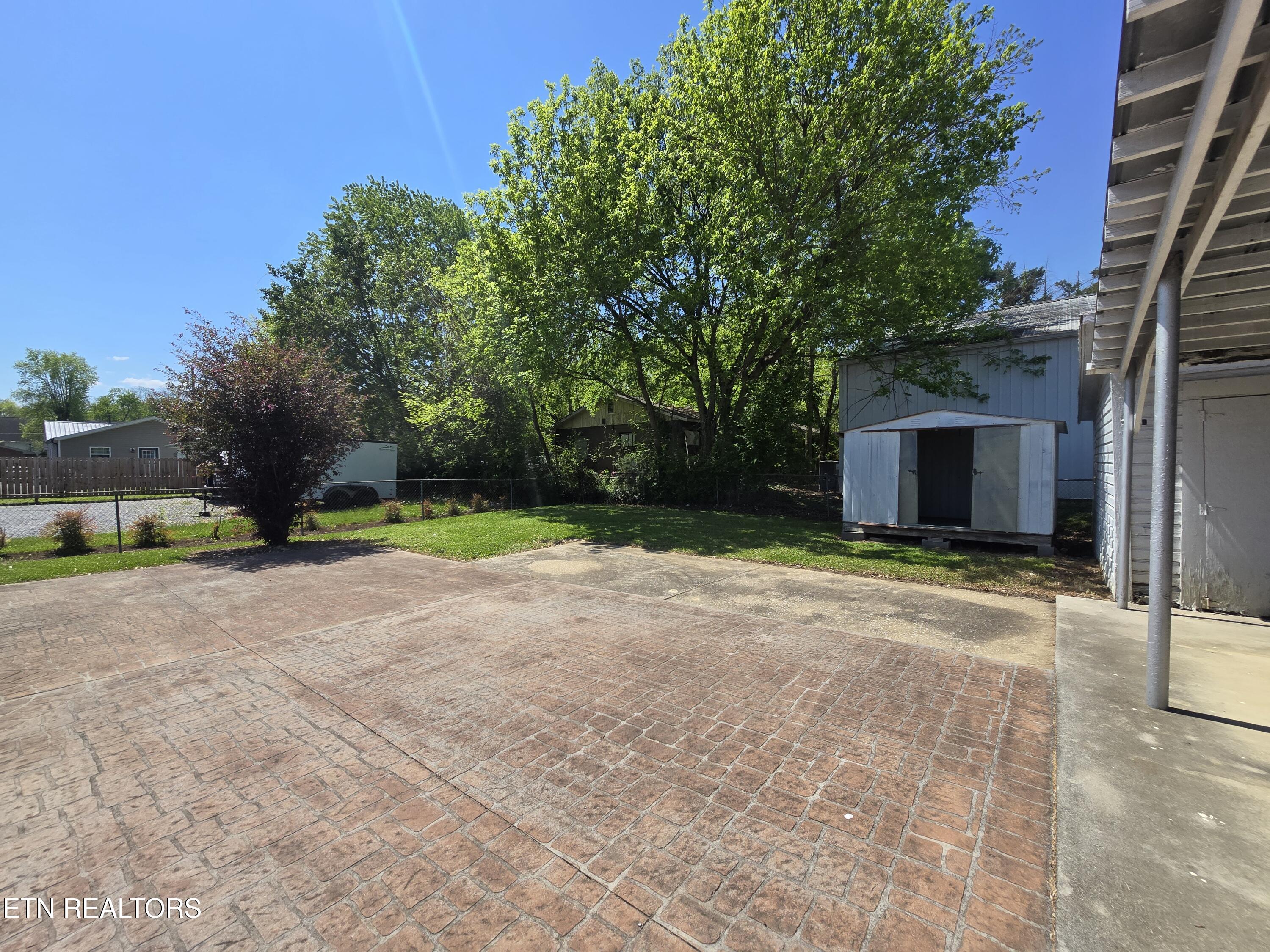 509 High Street Sevierville, TN 37862 - Photo 8 of 46 nice level parking in back