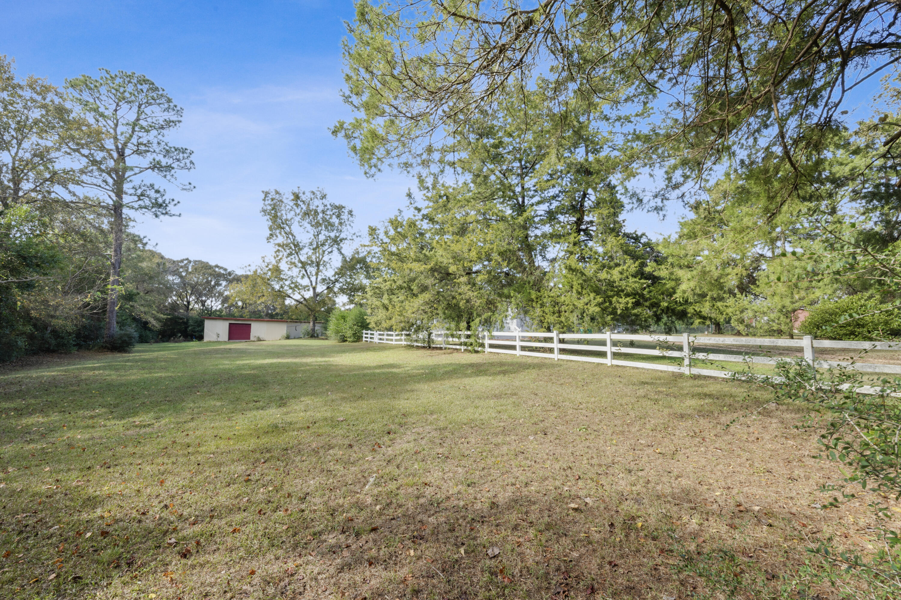 6106 Barnes Road Crestview, FL 32536 - Photo 47 of 49 a view of a park