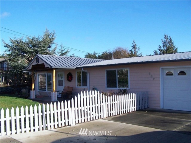 892 North Monroe Landing Road Oak Harbor, WA 98277 - Photo 1 of 1 Gallery Image 1
