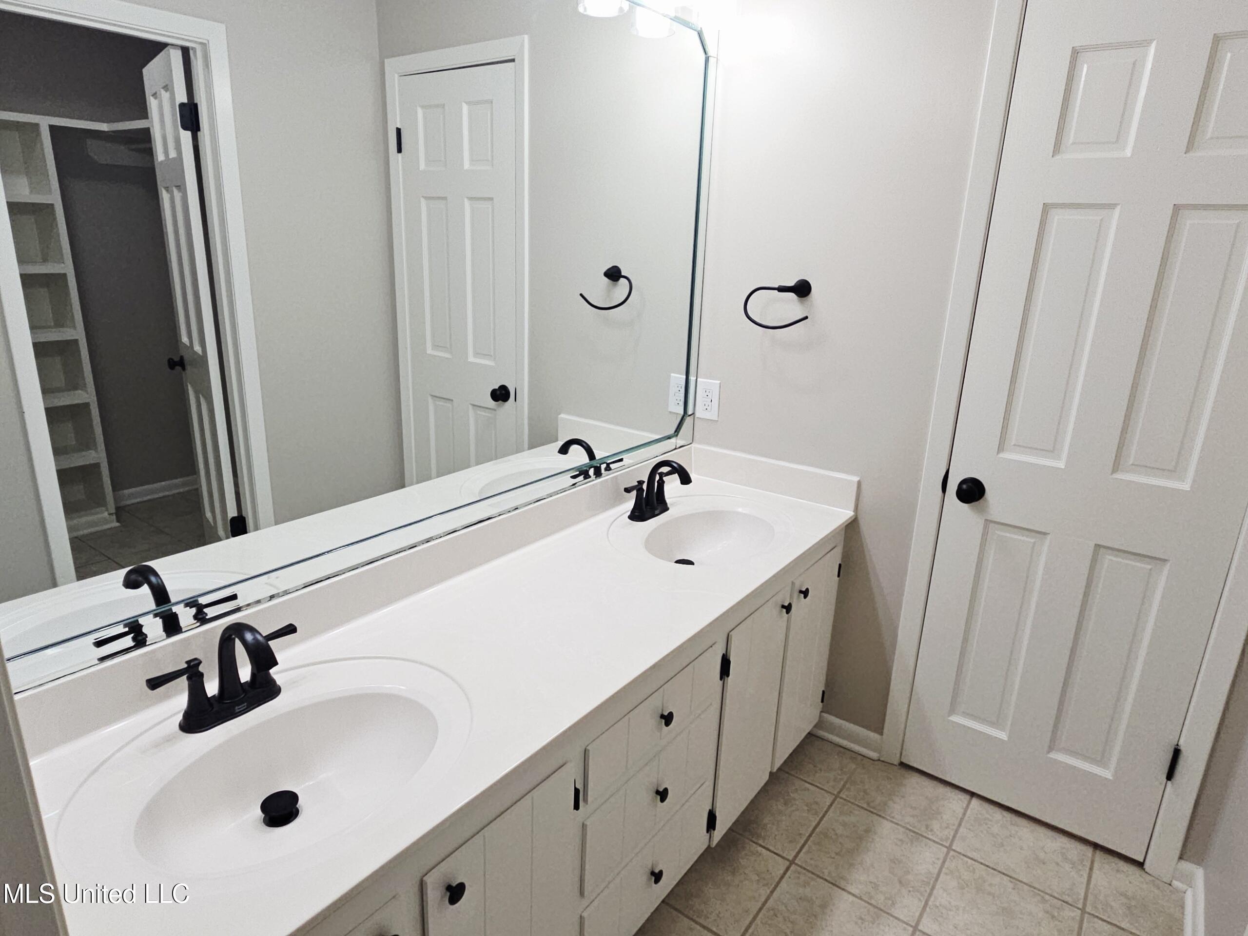 1064 Lake Shore Road Hattiesburg, MS 39401 - Photo 13 of 21 Attachment13