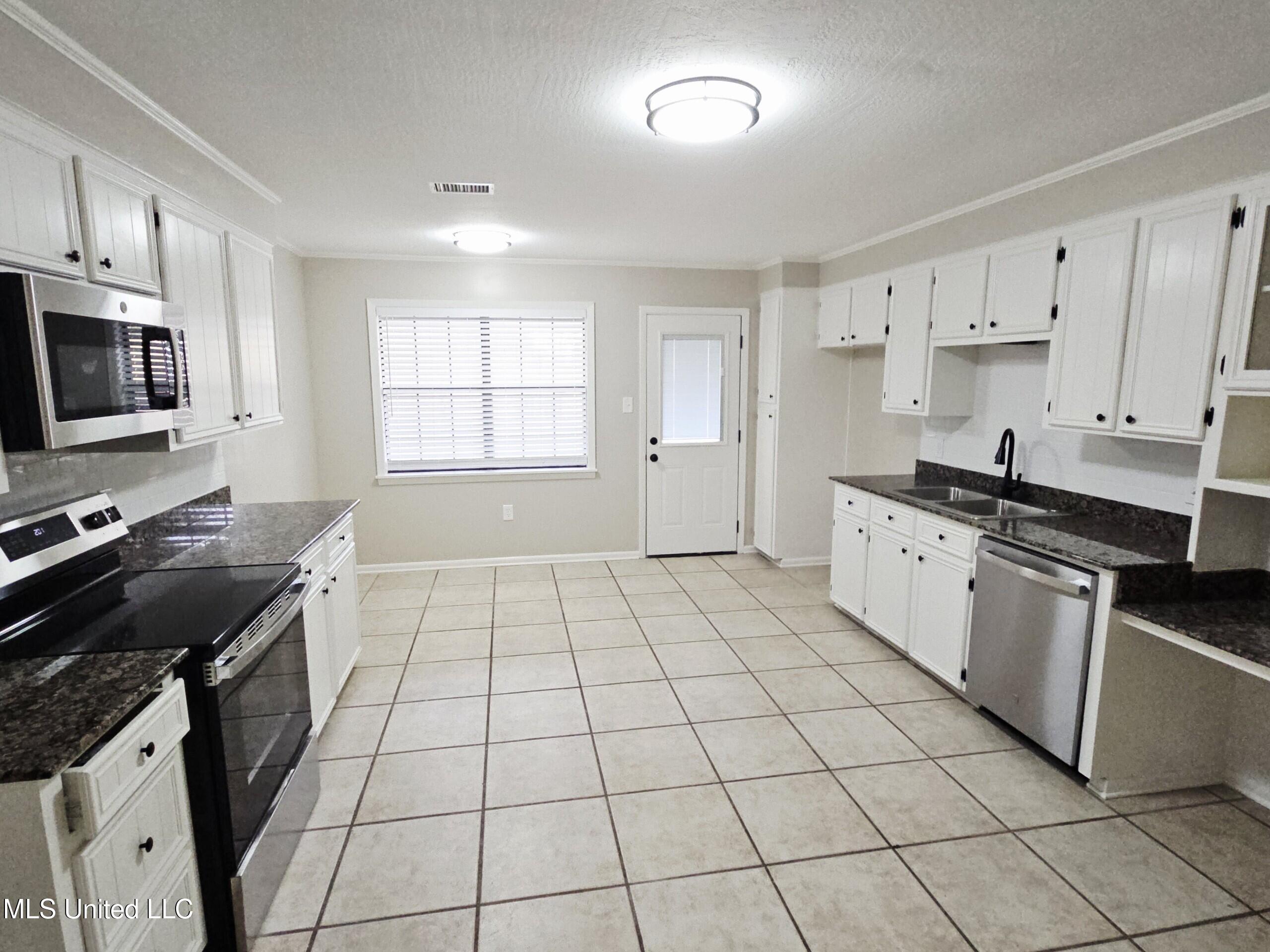 1064 Lake Shore Road Hattiesburg, MS 39401 - Photo 7 of 21 Attachment6