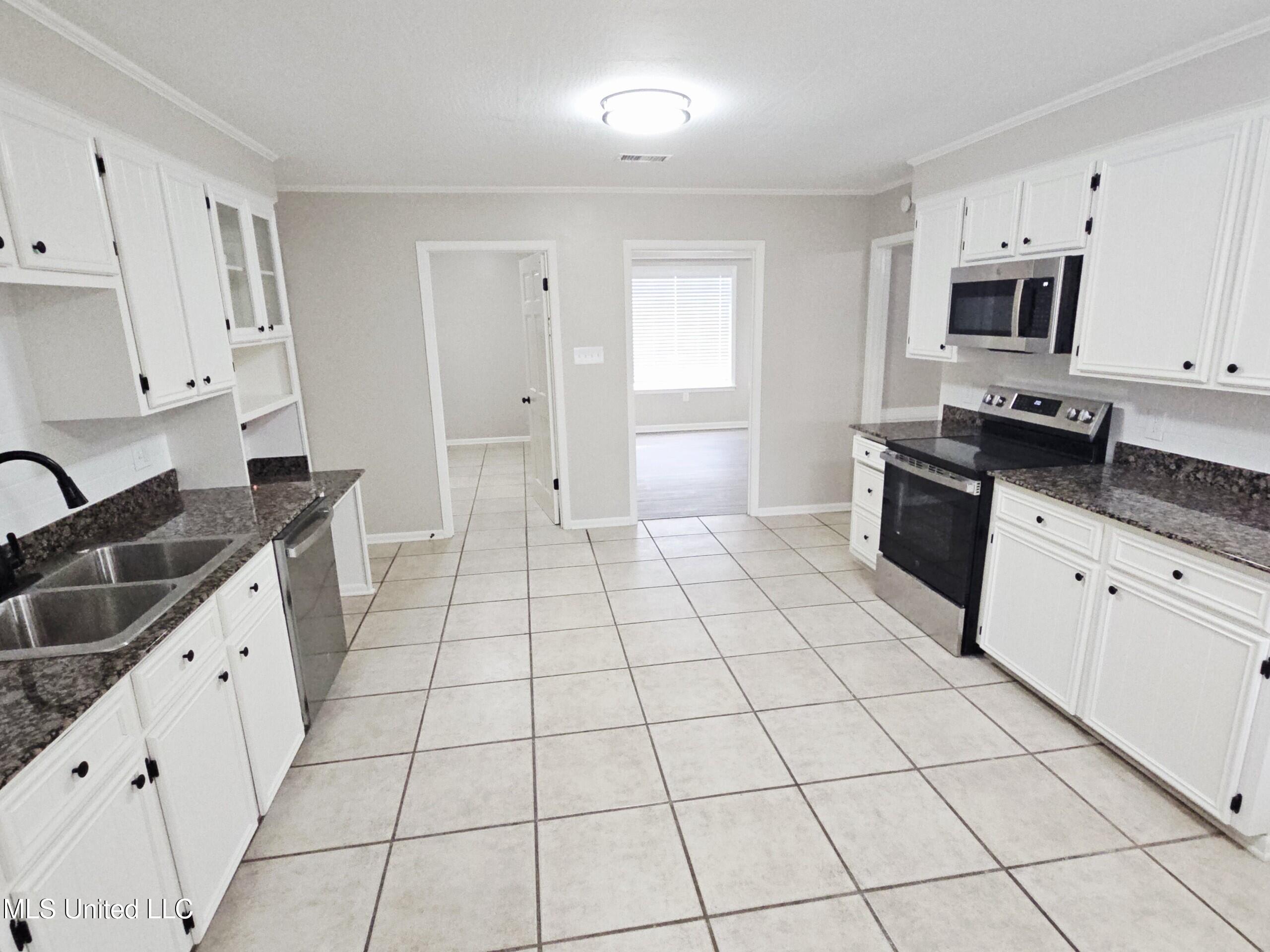 1064 Lake Shore Road Hattiesburg, MS 39401 - Photo 8 of 21 Attachment8