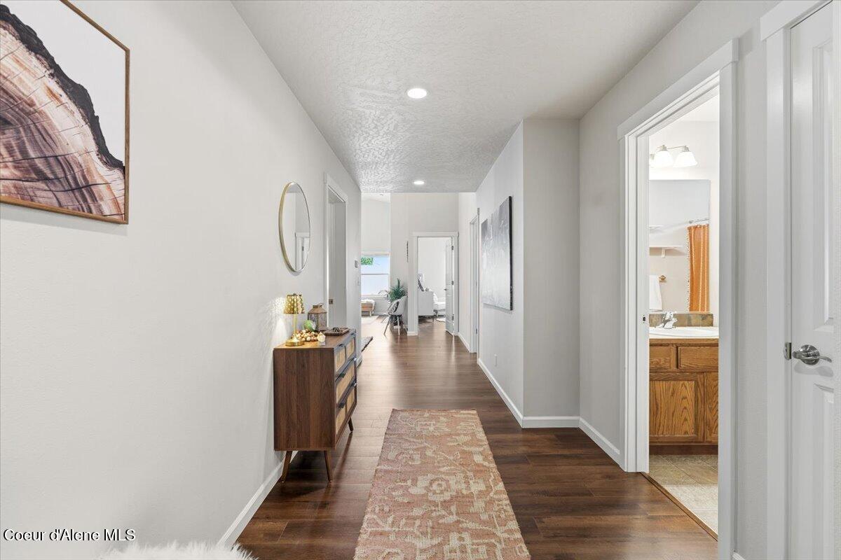 6208 Cornwall Street Coeur D'Alene, ID 83815 - Photo 5 of 33 05-Foyer