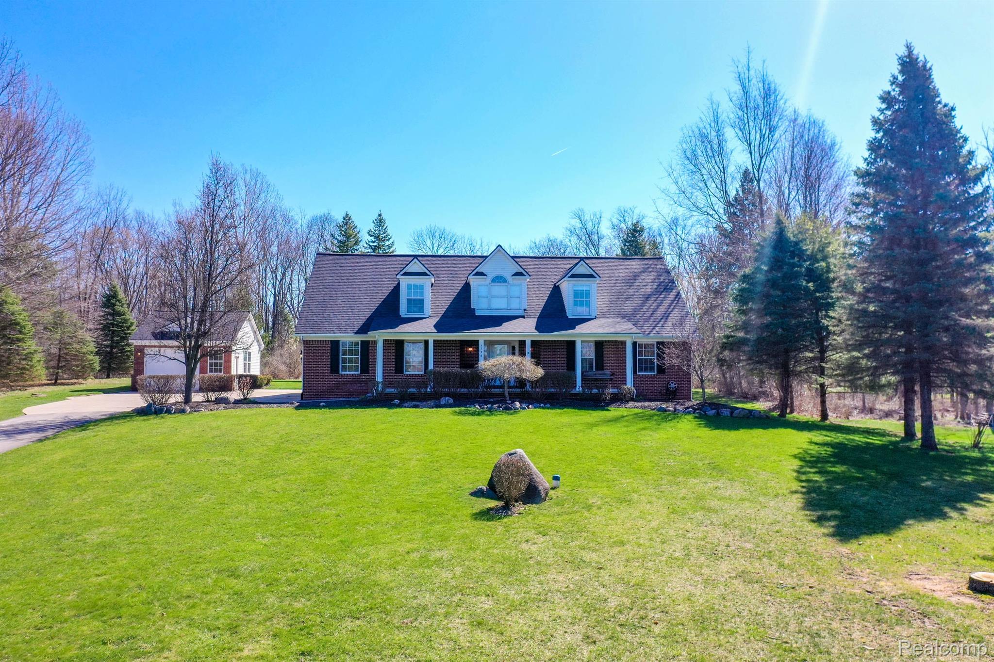1796 North Hughes Road Howell, MI 48843 - Photo 1 of 50 Gallery Image 1