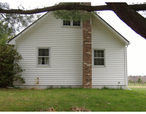 63 Hollow Road Brimfield, MA 01010 - Photo 2 of 13